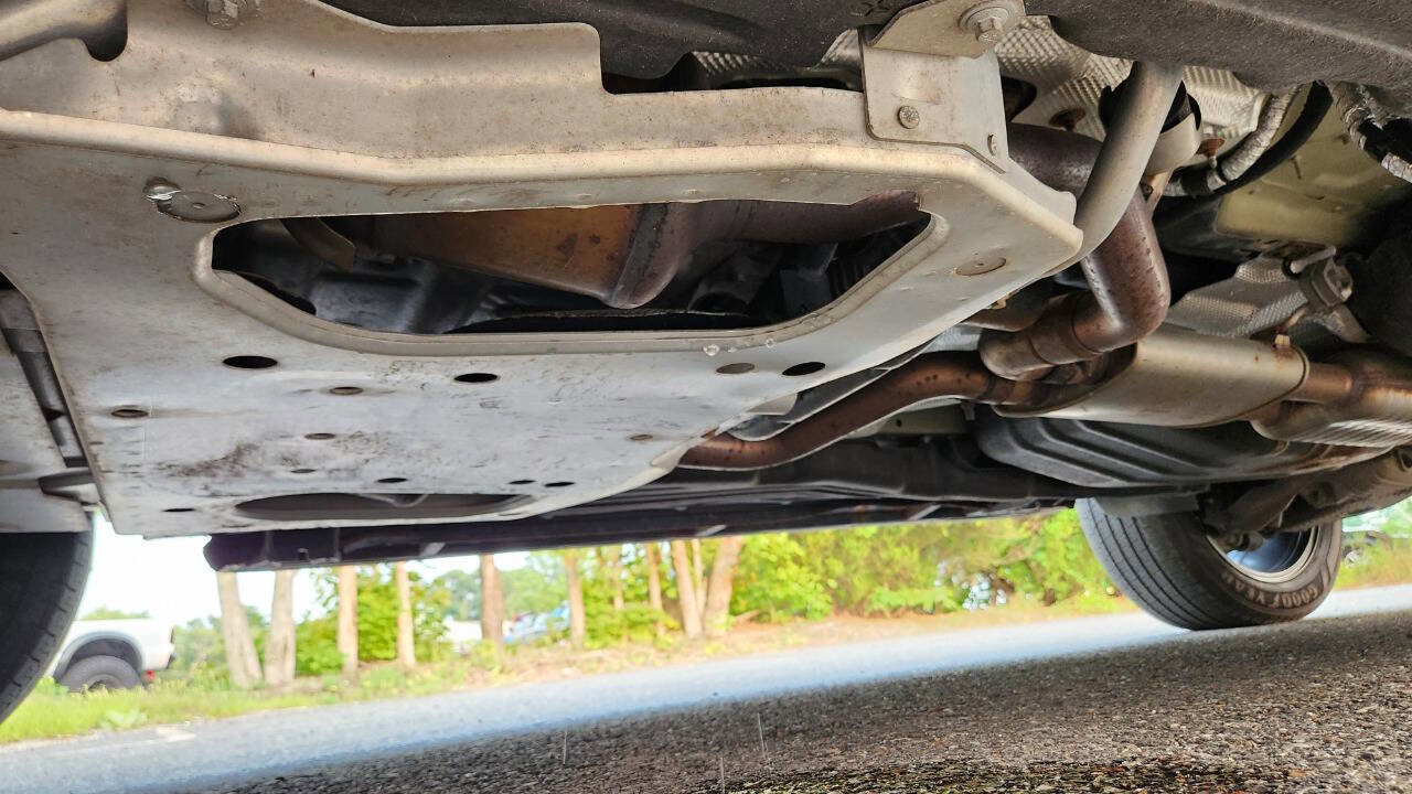 Used 2017 Land Rover Range Rover HSE image 57