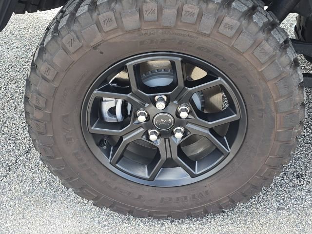 Used 2025 Jeep Gladiator Sport image 12