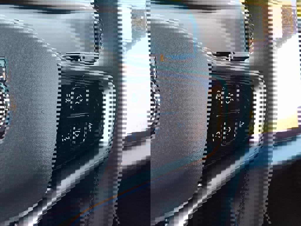 New 2025 Volvo EX30 Plus w/ Protection Package Premier image 21