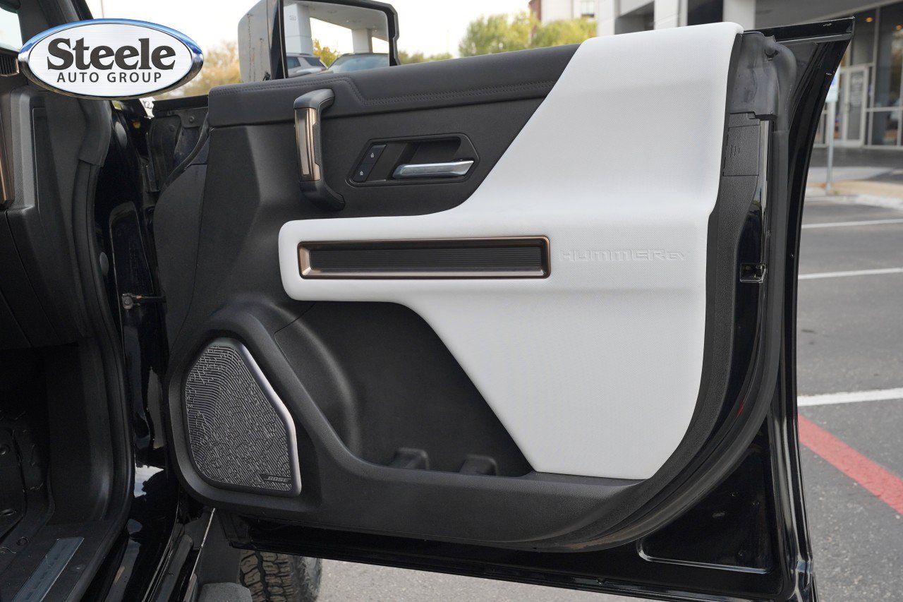 Used 2024 GMC Hummer EV 2X AWD/4WD image 26