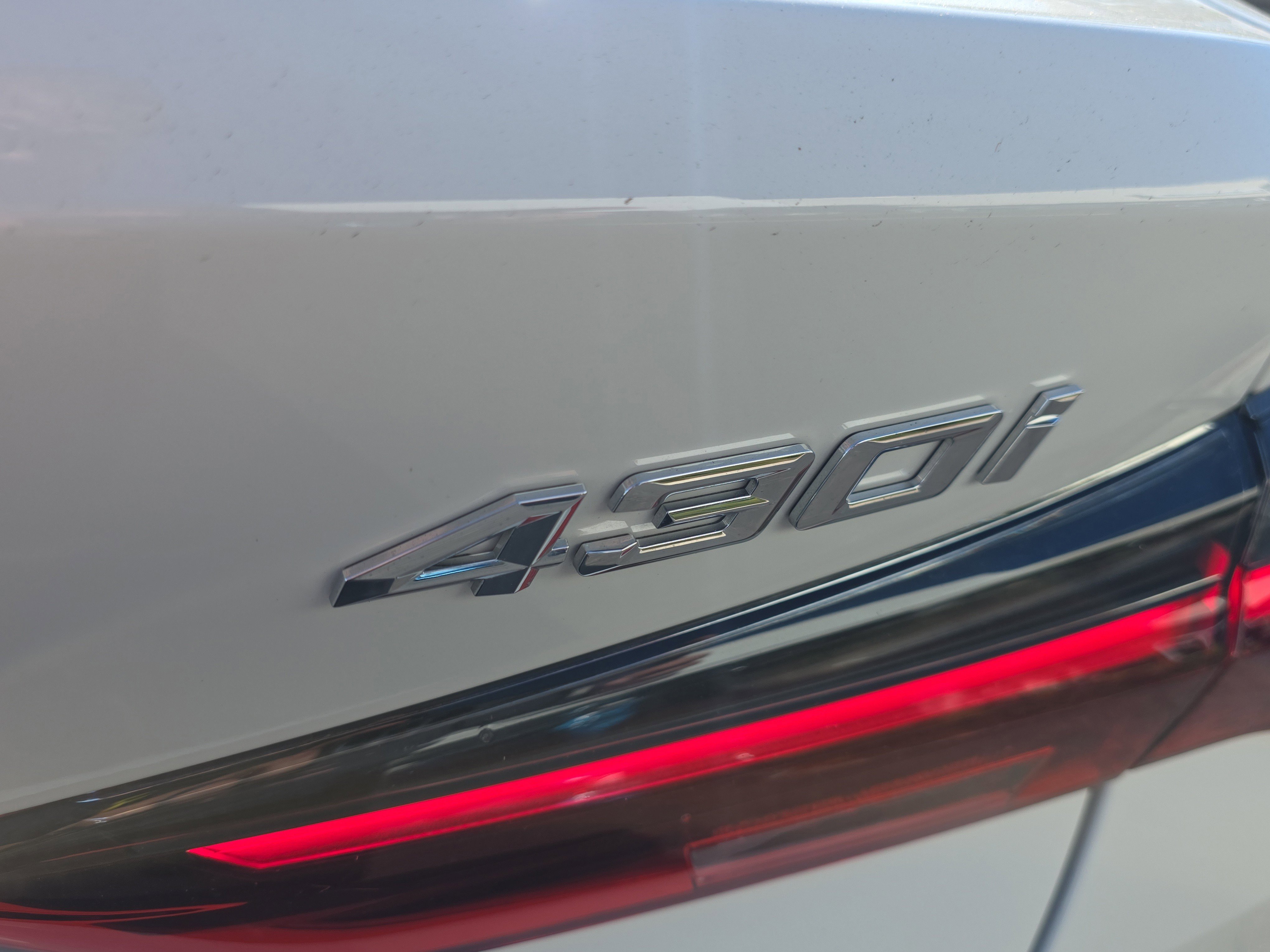 Used 2025 BMW 430i Coupe w/ Premium Package image 5