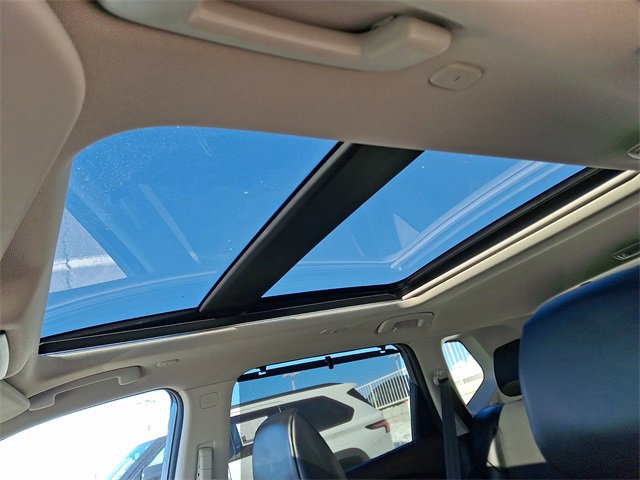 Used 2023 Nissan Rogue SV w/ SV Premium B Package image 8