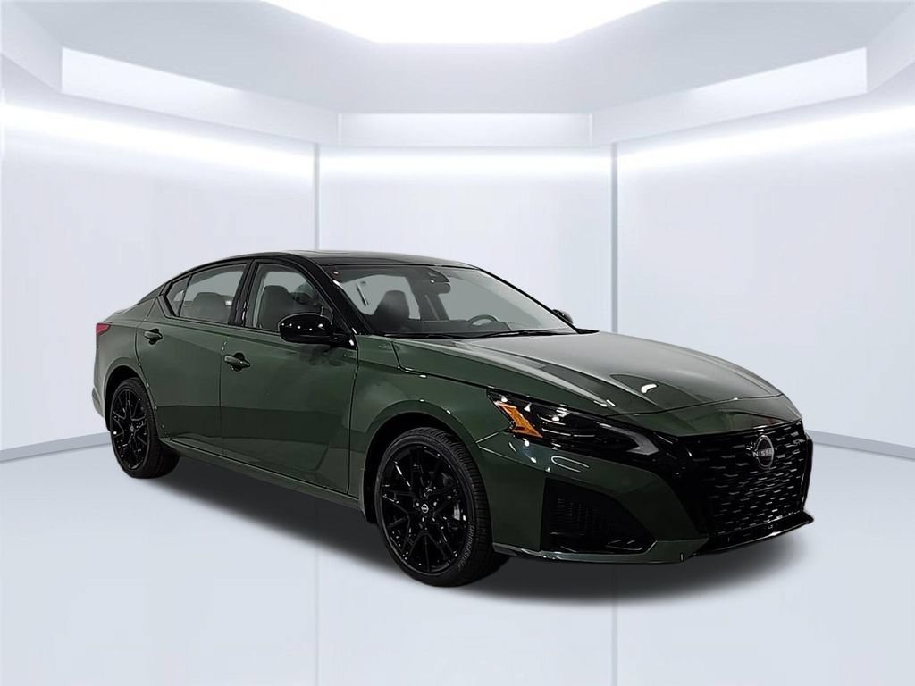 New 2026 Nissan Altima 2.5 SR w/ SR Midnight Edition Package AWD/4WD image 8