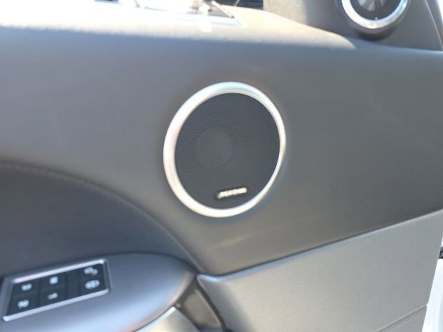 Used 2020 Land Rover Range Rover Sport HSE image 16