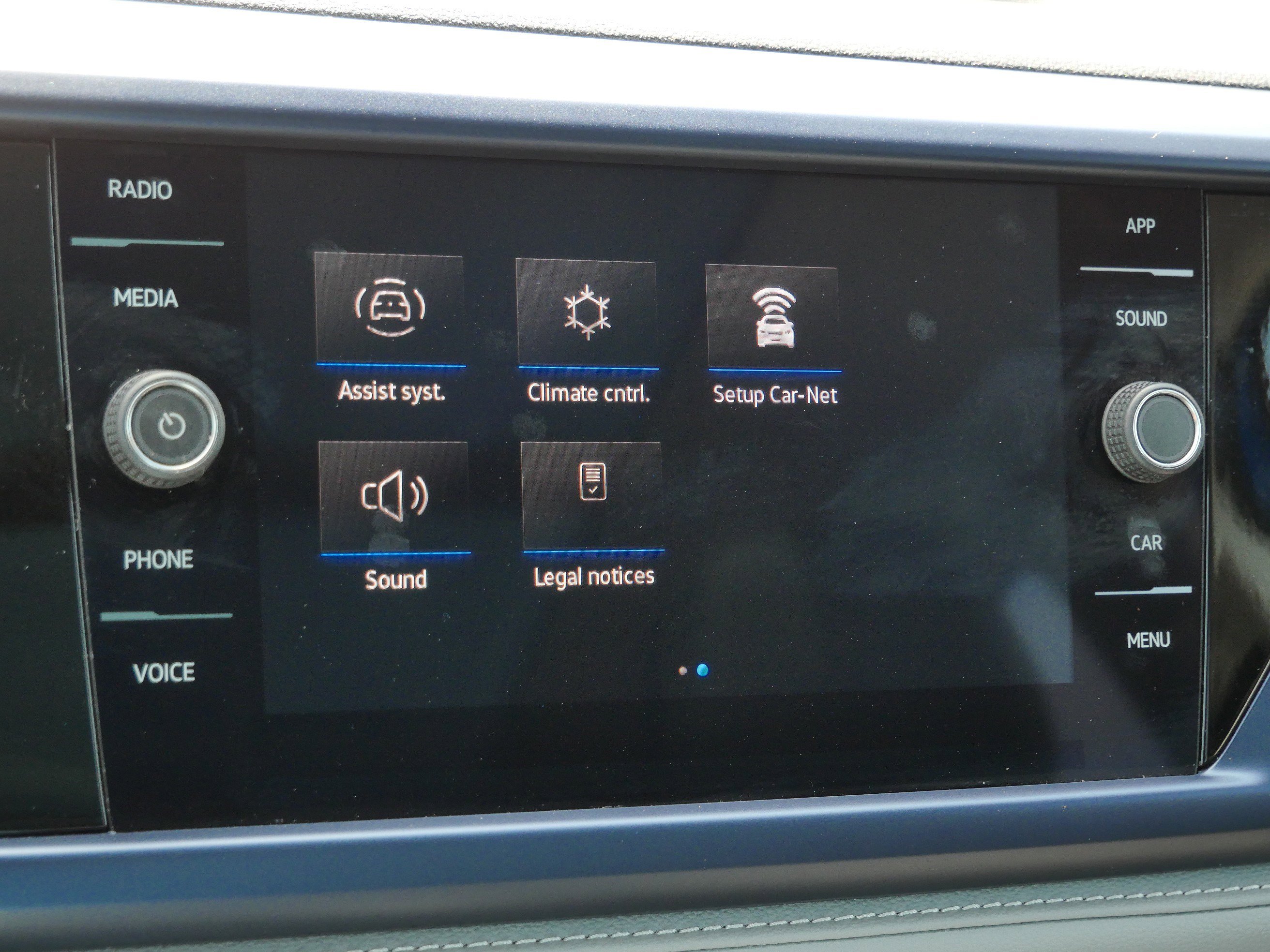 Certified 2024 Volkswagen Taos SE w/ Panoramic Sunroof Package AWD/4WD image 31