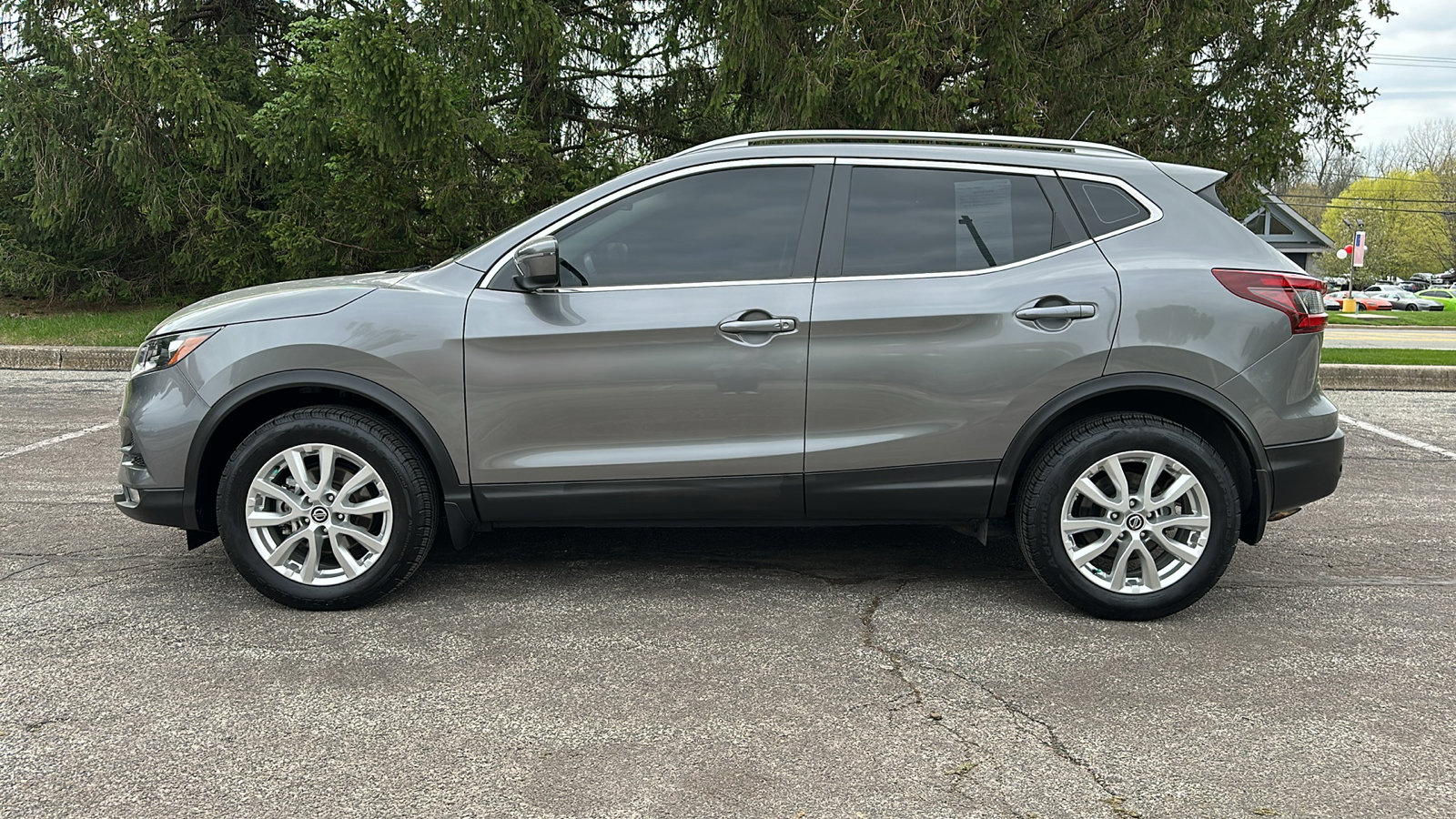 Certified 2021 Nissan Rogue Sport SV image 28