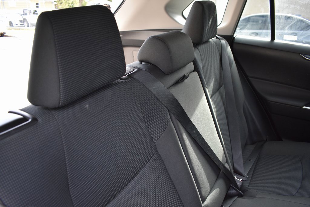 Used 2025 Toyota RAV4 LE image 28