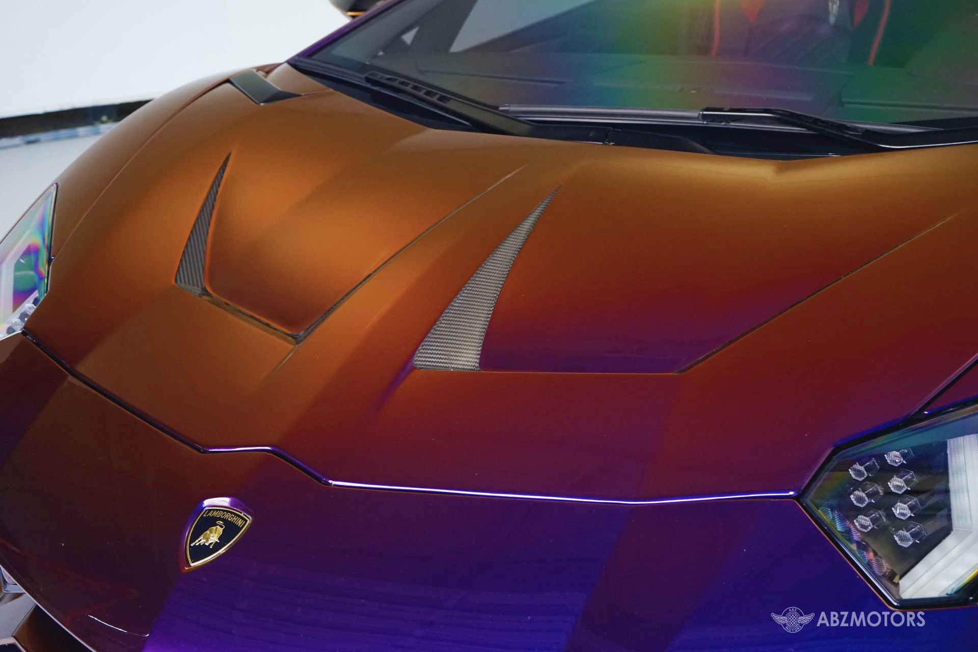 Used 2017 Lamborghini Aventador S image 10