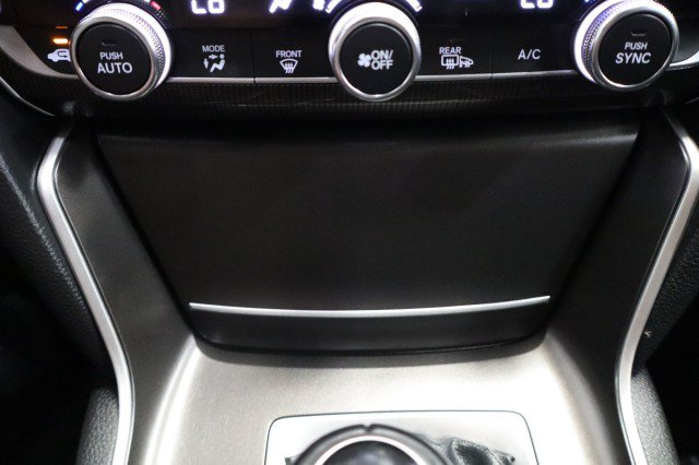 Used 2018 Honda Accord Sport image 41