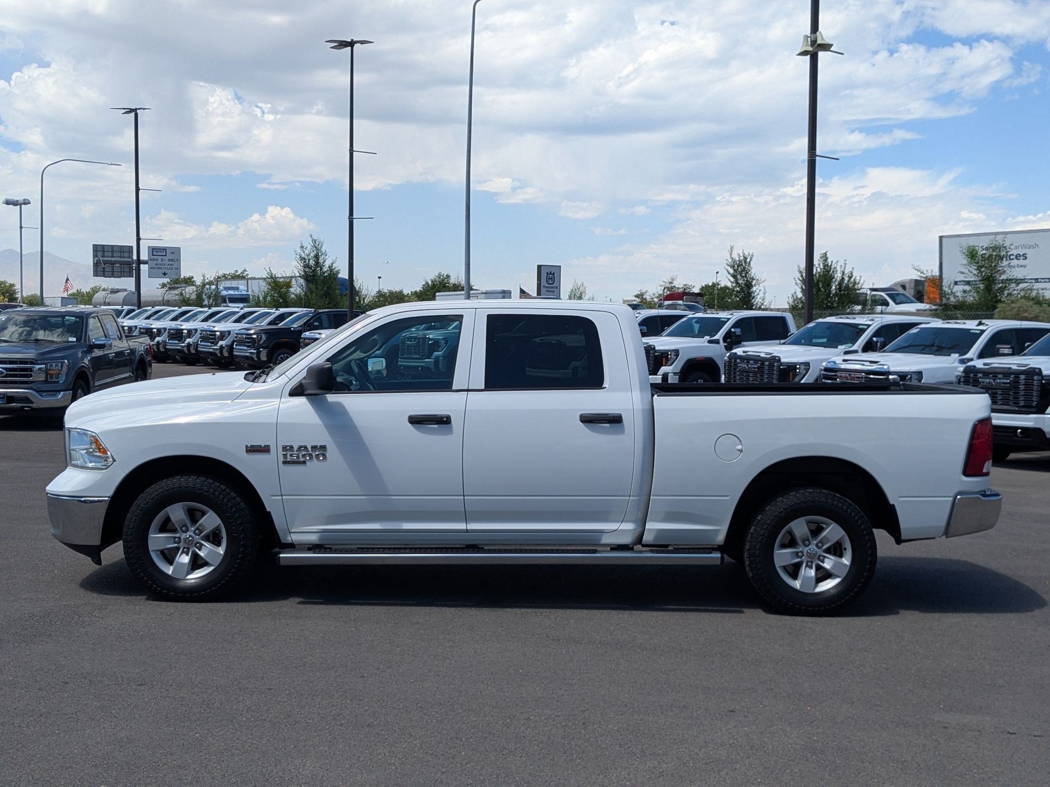 Used 2019 RAM 1500 Classic Tradesman AWD/4WD image 2