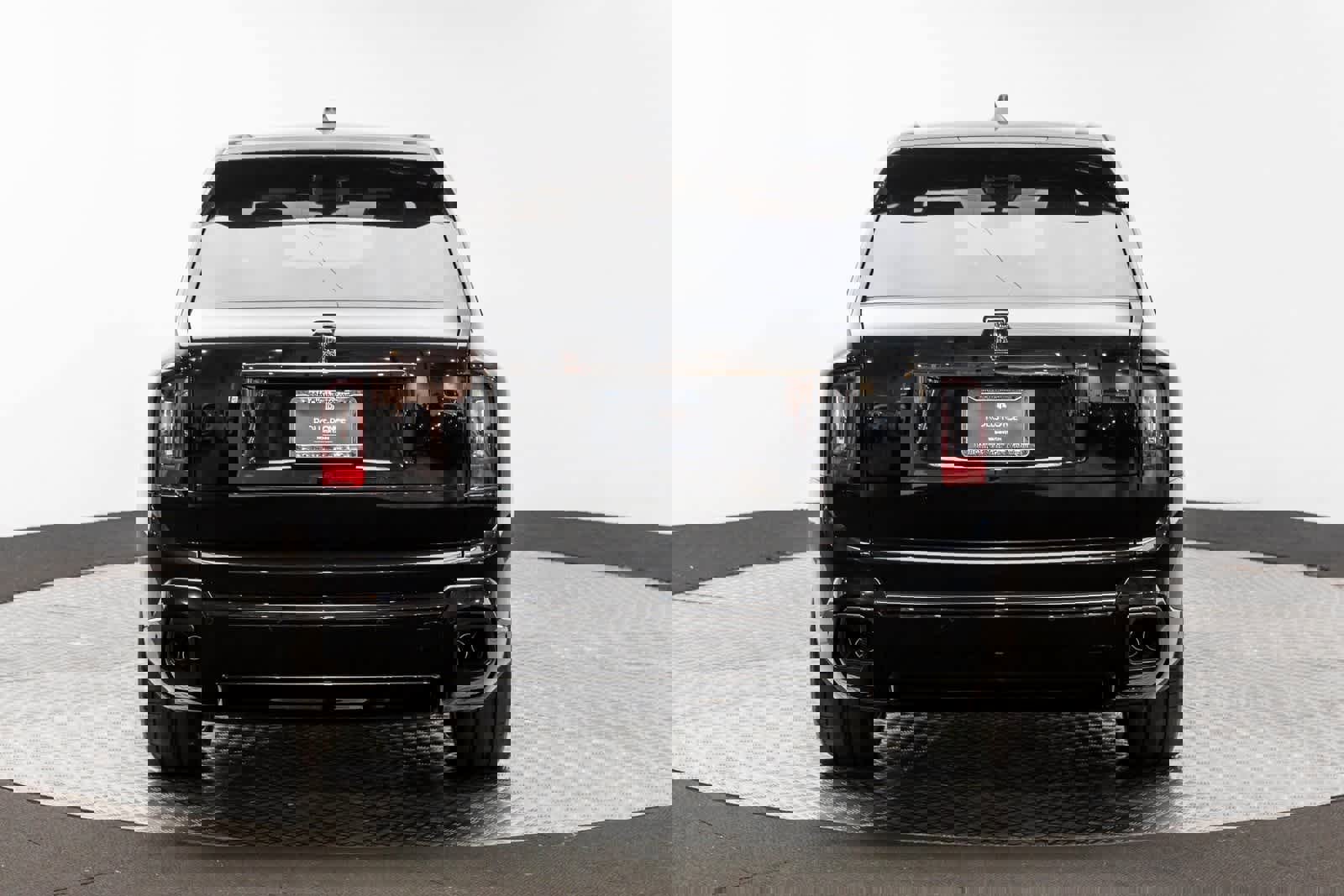 New 2026 Rolls-Royce Cullinan Black Badge image 6