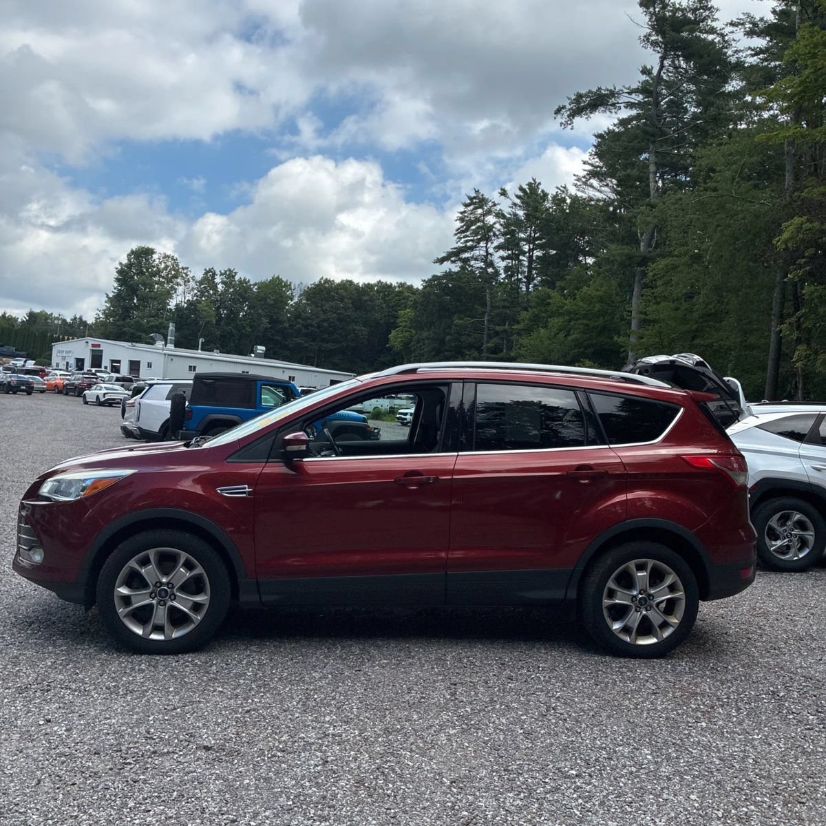 Used 2016 Ford Escape Titanium AWD/4WD image 2