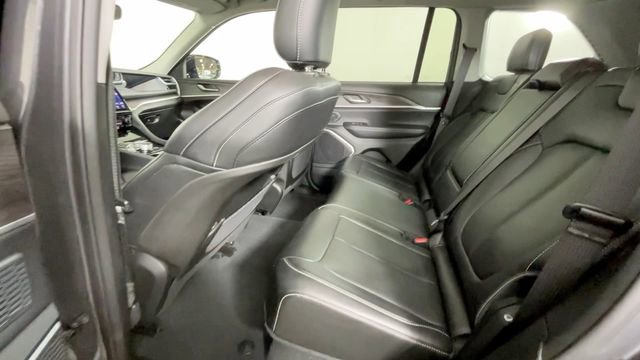 Used 2023 Jeep Grand Cherokee 4WD 4xe image 15