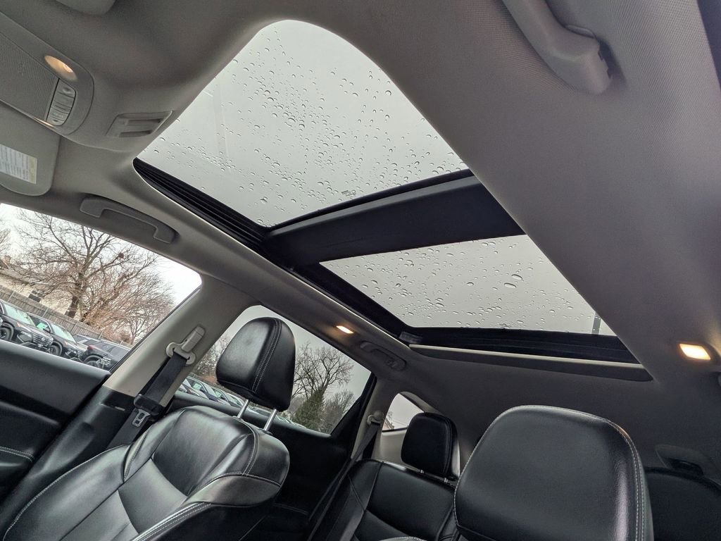 Used 2023 Nissan Murano SL image 12