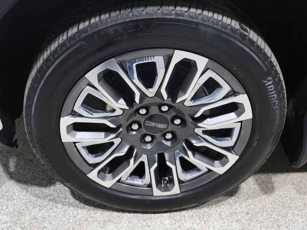 Used 2023 GMC Sierra 1500 Denali Ultimate image 10