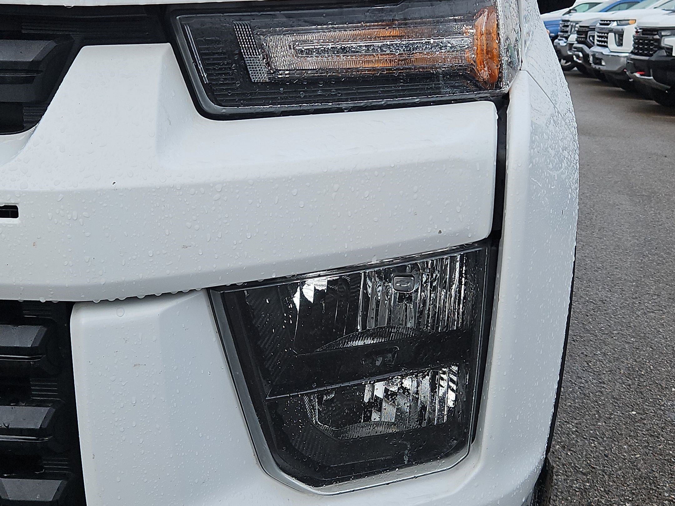 Used 2022 Chevrolet Silverado 2500 Custom w/ Custom Value Package AWD/4WD image 10