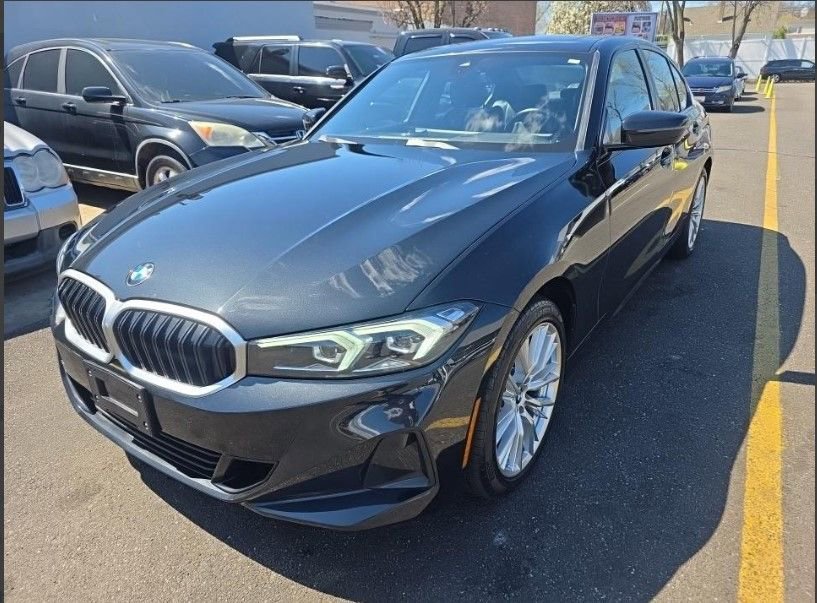 Used 2023 BMW 330i xDrive Sedan w/ Premium Package image 1