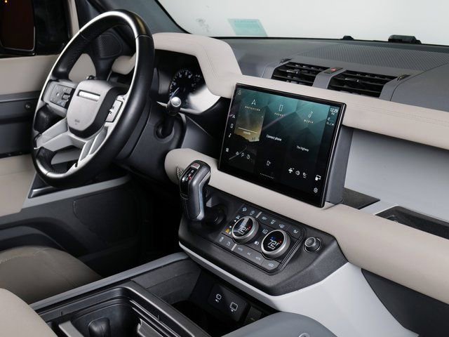 Used 2023 Land Rover Defender 110 SE image 14