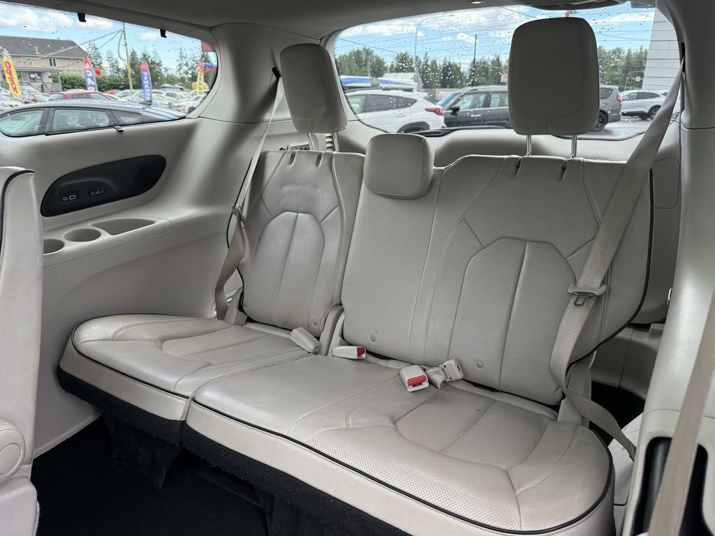 Used 2021 Chrysler Pacifica Limited w/ Premium & Safety Sphere Group AWD/4WD image 21
