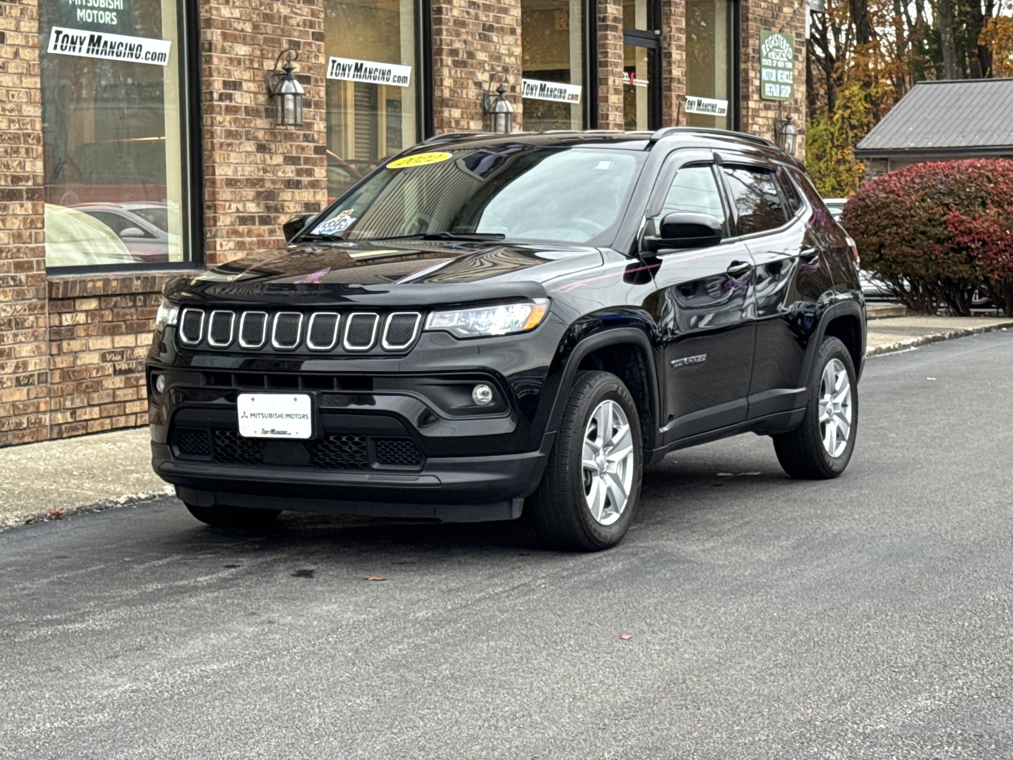 Used 2022 Jeep Compass Latitude w/ Convenience Group image 1