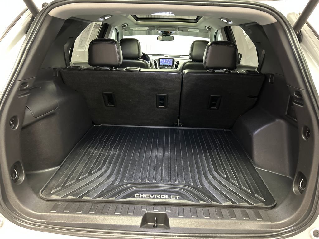 Used 2021 Chevrolet Equinox Premier FWD image 25