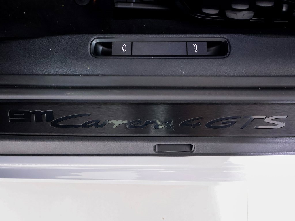 New 2026 Porsche 911 Carrera 4 GTS image 18