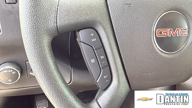 Used 2025 GMC Savana 3500 LT w/ LT Preferred Equipment Group RWD image 13