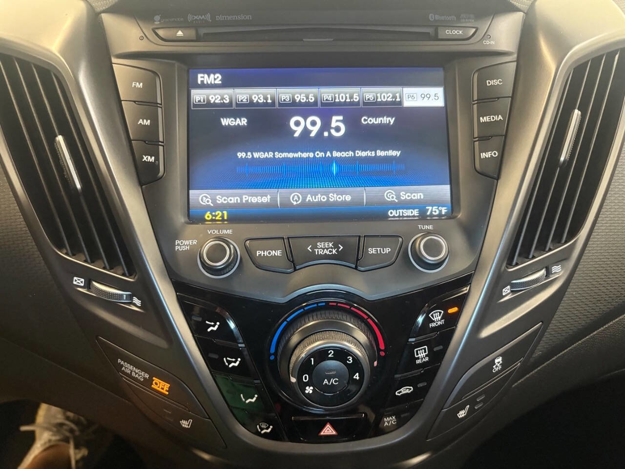 Used 2013 Hyundai Veloster Turbo image 13