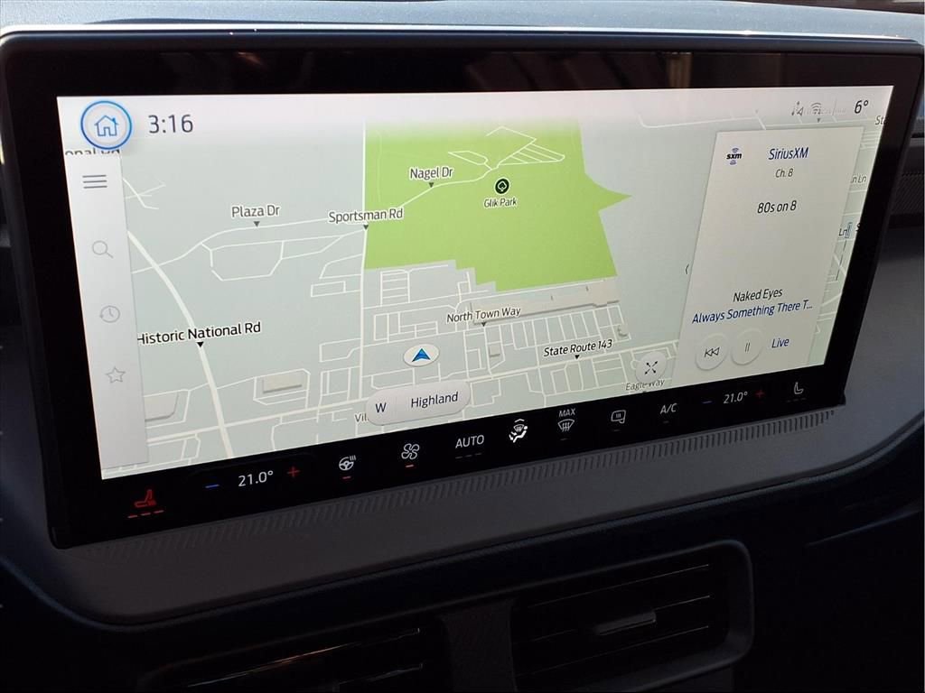 New 2025 Ford Maverick Lariat w/ Black Appearance Package image 4