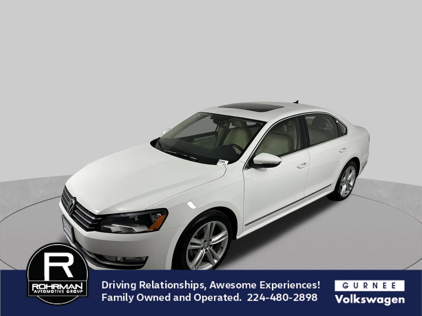 Used 2012 Volkswagen Passat TDI SE FWD image 2