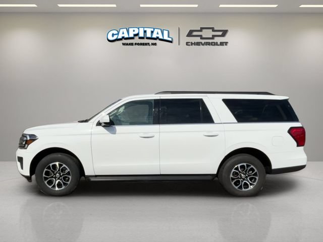 Used 2024 Ford Expedition Max XLT AWD/4WD image 2