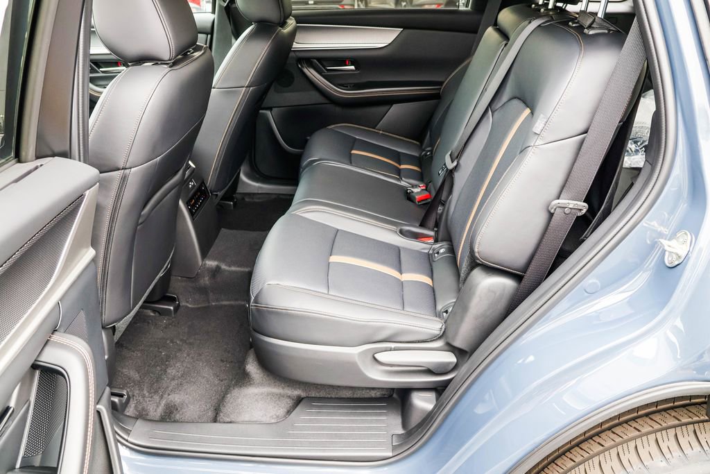Used 2025 MAZDA CX-70 Plug-In Hybrid w/ Premium Plus image 29