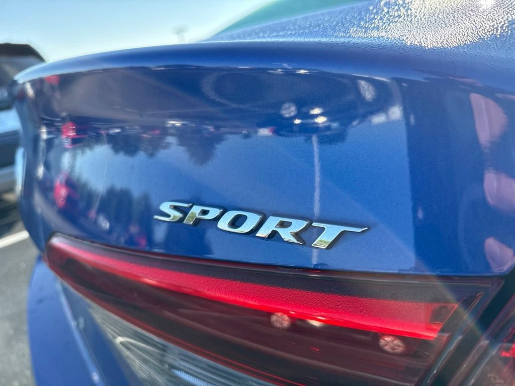 Used 2024 Honda Civic Sport image 4