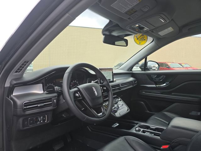 Used 2022 Lincoln Corsair AWD w/ Equipment Group 101A image 10