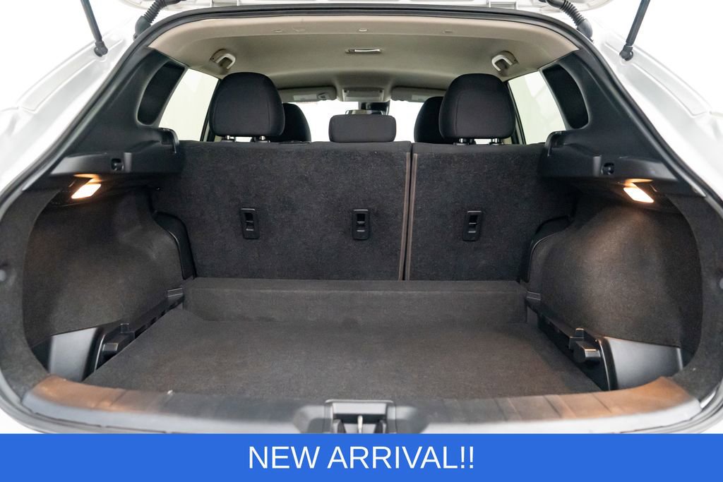 Used 2021 Nissan Rogue Sport S image 8