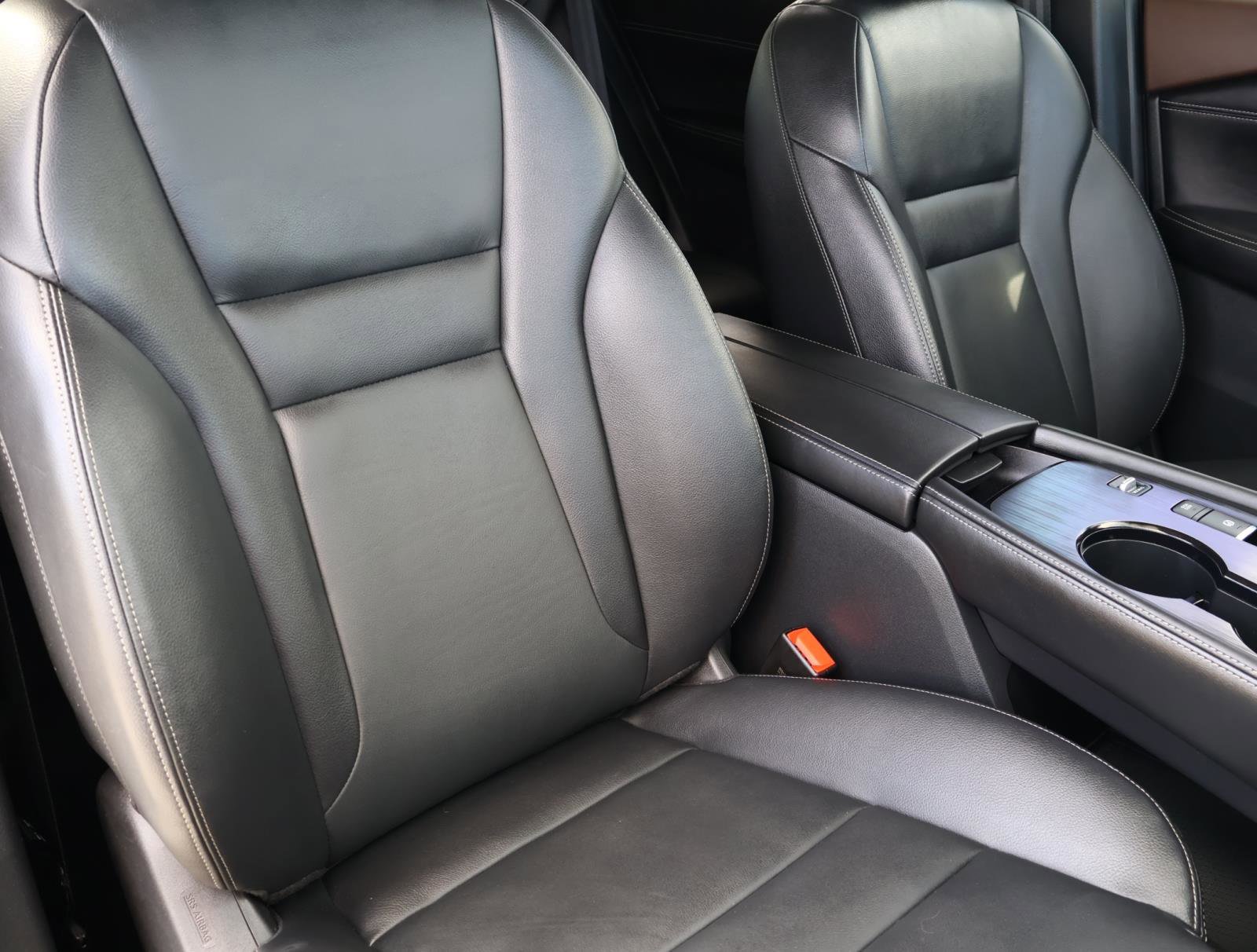 Used 2021 Nissan Rogue SL w/ Premium Package image 16