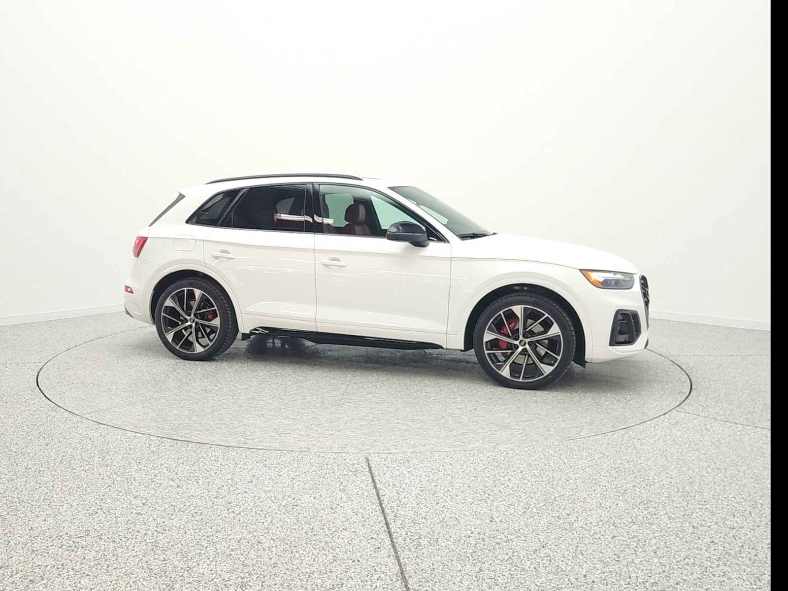 Used 2024 Audi SQ5 Premium Plus image 4