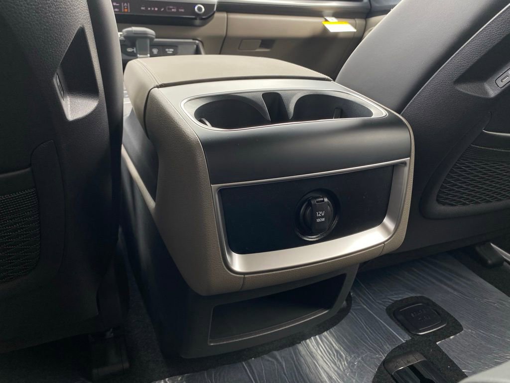 New 2026 Kia Carnival FWD image 26