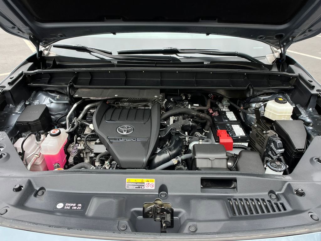 Used 2023 Toyota Highlander XLE image 24