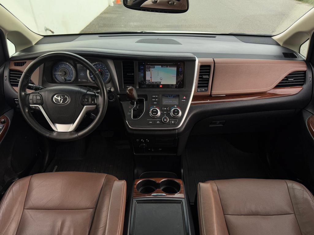 Certified 2017 Toyota Sienna Limited Premium AWD/4WD image 12