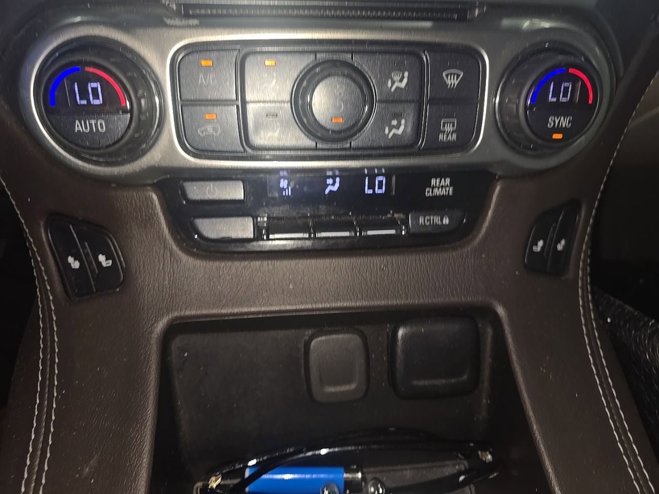 Used 2018 Chevrolet Tahoe LT AWD/4WD image 13