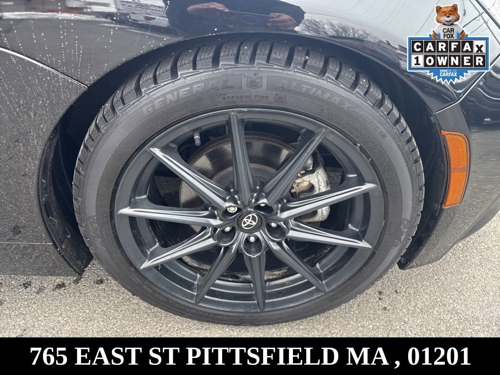 Used 2023 Toyota GR86 Premium w/ ALL Weather Mat Package (TMS) image 26