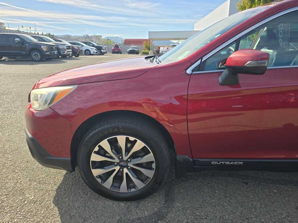 Used 2017 Subaru Outback 2.5i Limited AWD/4WD image 18