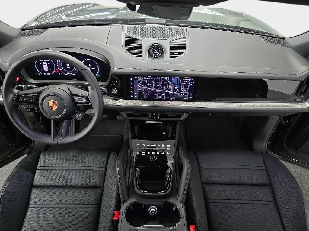 Certified 2026 Porsche Cayenne AWD/4WD image 12