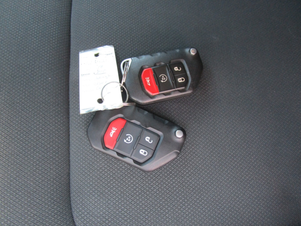 Used 2018 Jeep Wrangler Unlimited Sport S image 16