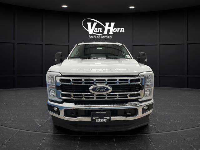 Used 2023 Ford F350 XLT image 8