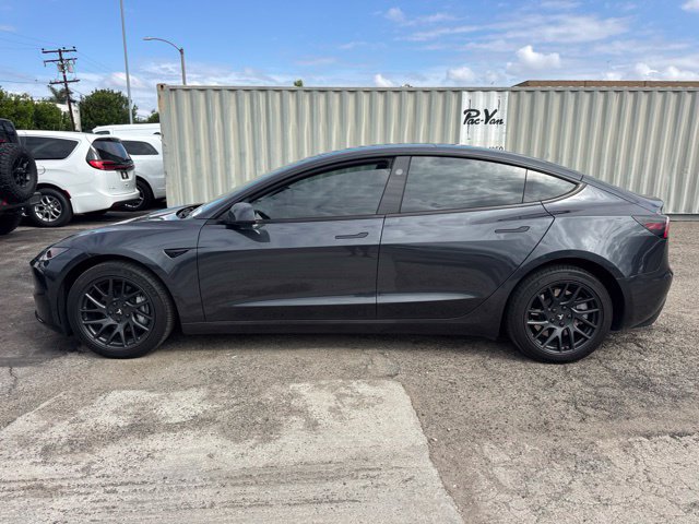 Used 2025 Tesla Model 3 Long Range RWD image 8