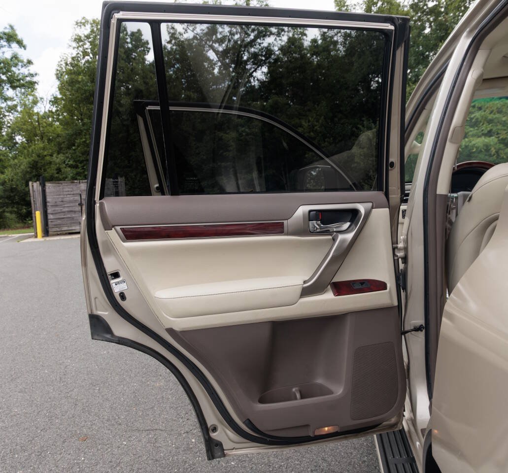 Used 2010 Lexus GX 460 w/ Comfort Plus Pkg AWD/4WD image 26