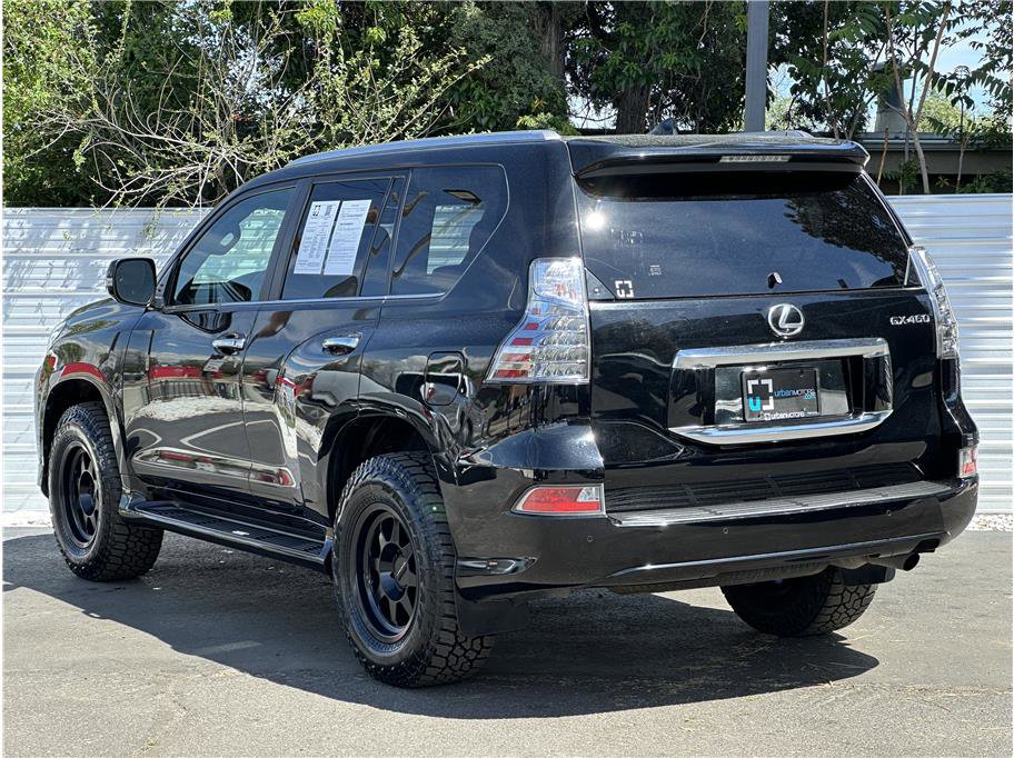 Used 2020 Lexus GX 460 Premium w/ Premium Package AWD/4WD image 12