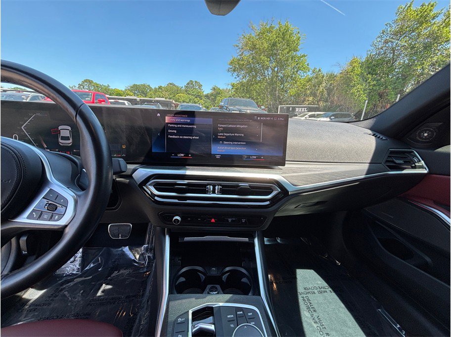 Used 2023 BMW 330i xDrive Sedan w/ M Sport Package image 11